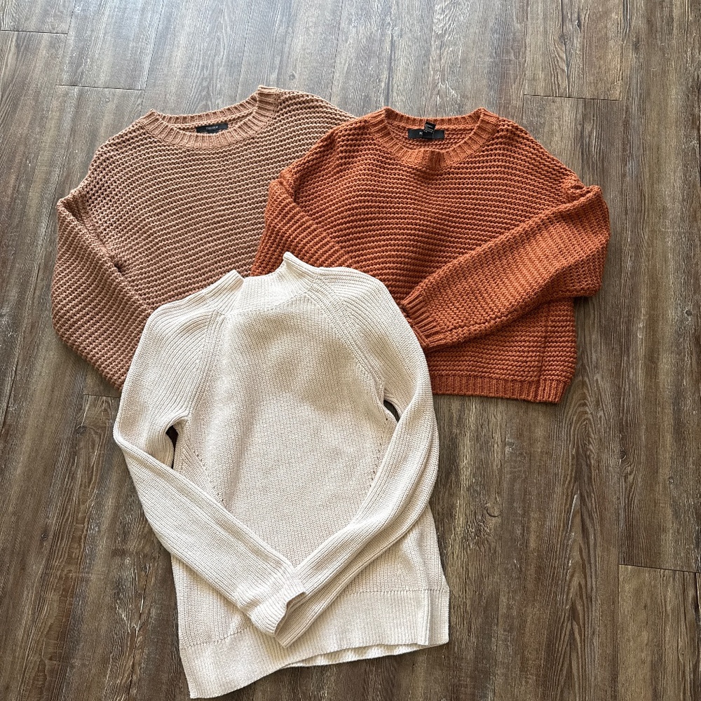 Sweater bundle - image 1